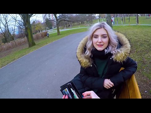 ❤️ Sluk 'n vreemdeling se warm kom vir geld - blowjob in the park deur Eva Elfie ❤❌ Seksvideo op af.pornolymp.ru ☑